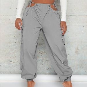 Cut out waist cargo pants with tags